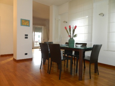 Foto Appartamento a Lerici Lerici Paese di 95 m² con 5 locali in vendita