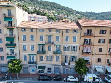 Foto Appartamento in Via Tenda 6B, Ventimiglia Centro Città di 95 m²