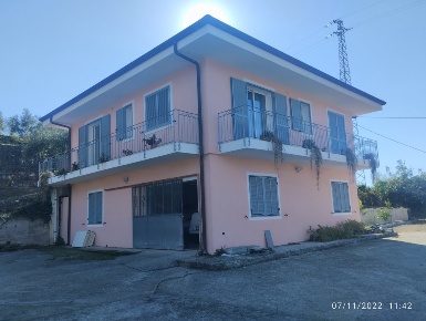 Foto Villa unifamiliare in Via degli Inglesi 140, Bordighera Due Strade