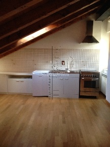 Foto Appartamento a Trieste Città Vecchia di 75 m² con 2 locali in affitto