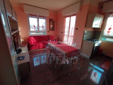 Foto Appartamento in Via Gerolamo Rossi, Bordighera Centro di 65 m²