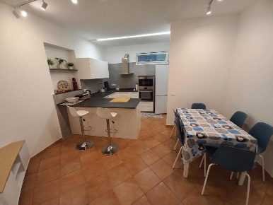 Foto Appartamento a Sarzana di 80 m² con 4 locali in affitto