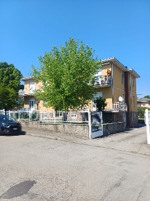 Foto Appartamento a Medesano di 100 m² con 5 locali in vendita