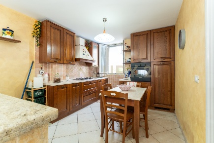 Foto Appartamento in Via della Grotta 2, Augusta di 118 m² con 6 locali