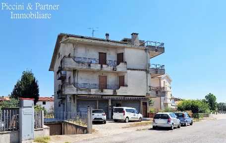Foto Villa bifamiliare in Via del Lavoro 16, San Giustino Selci Lama
