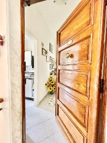 Foto Appartamento a Montignoso di 102 m² con 5 locali in vendita