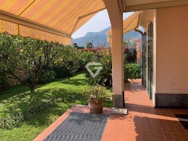 Foto Appartamento in Via Giacomo Matteotti, Loano in vendita