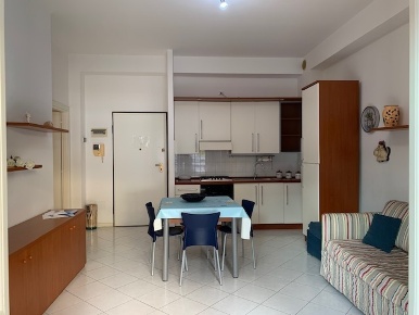 Foto Appartamento in Via San Vincenzo Ferrerii, Alassio di 45 m² in affitto
