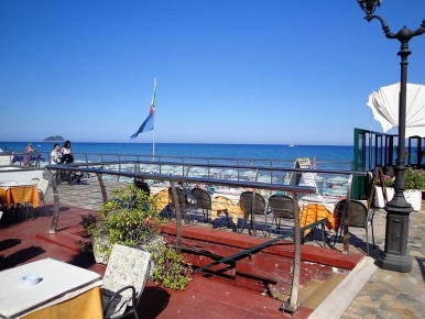 Foto Appartamento in VIA ROMA, Alassio in vendita