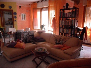 Foto Appartamento a Aulla di 90 m² con 4 locali in vendita