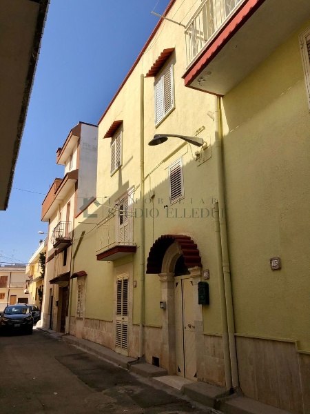 casa indipendente in vendita a Sannicandro di Bari