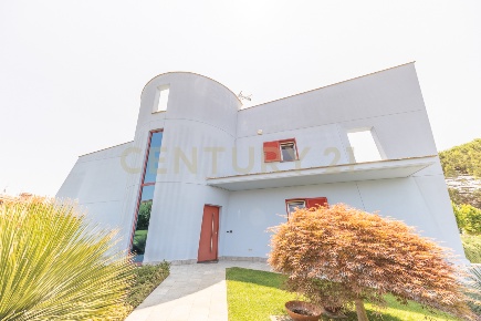 Foto Villa unifamiliare in Via Palmoli 27, Roma Castelverde di 136 m²