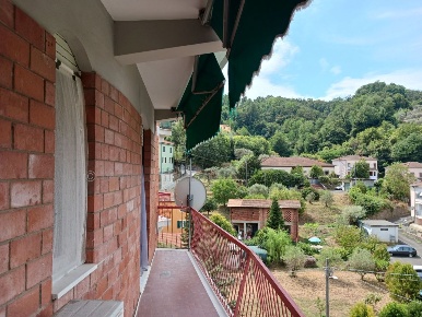 Foto Appartamento in Via L. Valentini 131, Arcola Centro in vendita