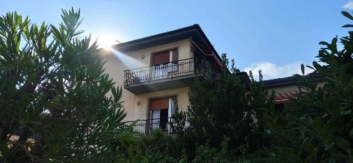 Foto Appartamento in Via Canonica 27, Arcola Romito Magra di 120 m²