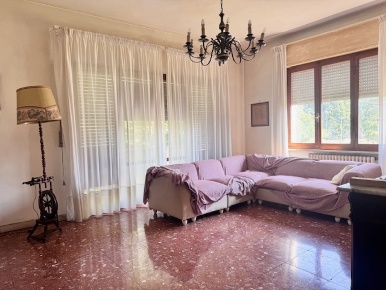 Foto Appartamento in VIA UGO FOSCOLO  19, Livorno Sorgenti di 100 m²