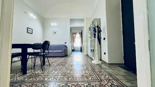 Foto Appartamento in Piazza Ernesto Cesaro, Torre Annunziata di 65 m²