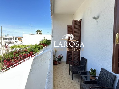 Foto Appartamento a Melendugno San Foca di 71 m² con 5 locali in vendita