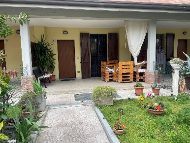 Foto Appartamento a Castel Bolognese di 104 m² con 3 locali in vendita