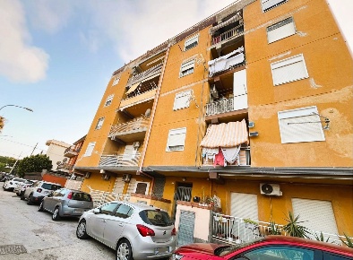 Foto Appartamento in Via Alghe Rosse 7, Agrigento di 100 m² con 4 locali