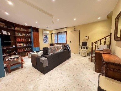 Foto Villa a schiera a San Giovanni Teatino Sambuceto di 200 m² in vendita
