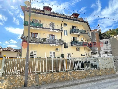 Foto Appartamento in Via Martiri d'Otranto SNC, Siano di 70 m² con 3 locali