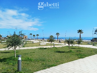 Foto Appartamento in V. E. Orlando, Santa Flavia Centro di 130 m²