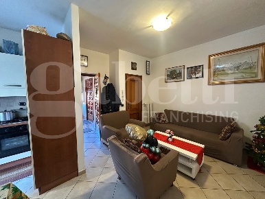 Foto Appartamento a Orte Orte Scalo di 78 m² con 4 locali in vendita