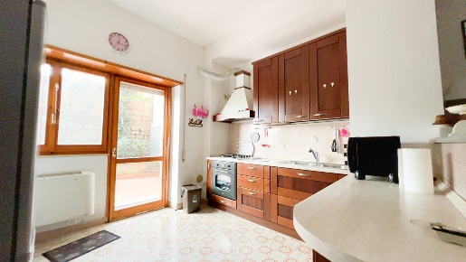 Foto Appartamento in Via Vecchia Fiuggi 121, Fiuggi di 95 m² con 3 locali