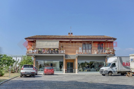 Foto Appartamento in Strada Regionale dei Monte Lepini 37b, Latina