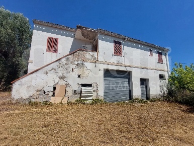 Foto Appartamento in Via Santa Maria snc, Mosciano Sant'Angelo Centro