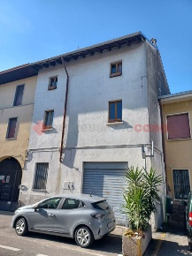 Foto Appartamento in Via Vittorio Veneto 20, Magnago Centro di 100 m²