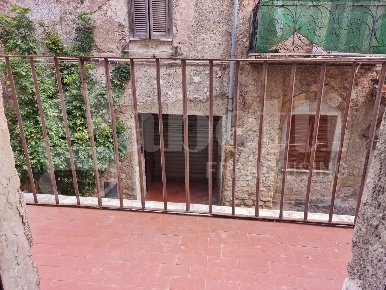 Foto Appartamento in Via Aldo Manunzio 44, Sermoneta Centro di 55 m²