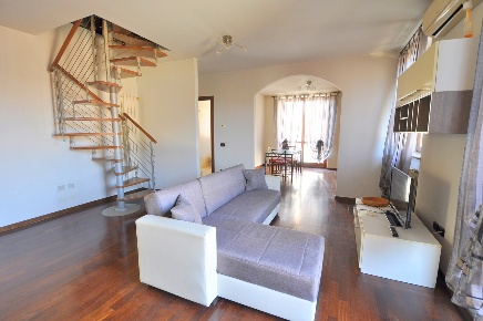 Foto Appartamento a Magnago Centro di 82 m² con 2 locali in vendita