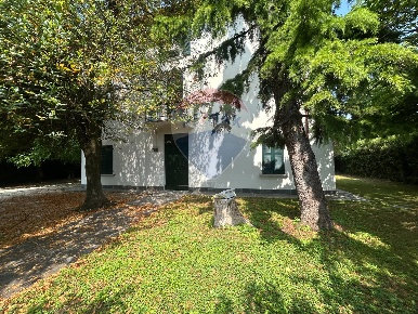 Foto Appartamento in Via Erasmo Boschetti, Castiglione delle Stiviere