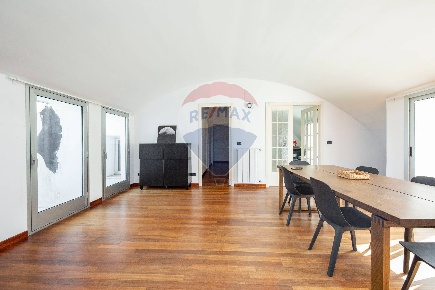 Foto Appartamento in Via Leonardo da Vinci, Enna Centro di 164 m²