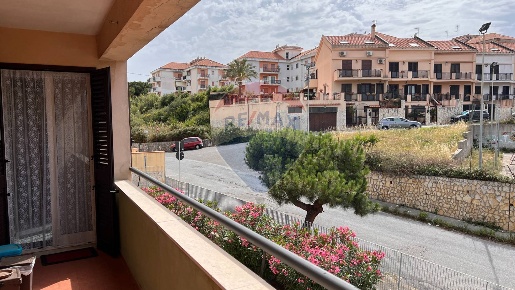 Foto Appartamento in Via Domenico Fauscello, Messina di 118 m² con 4 locali
