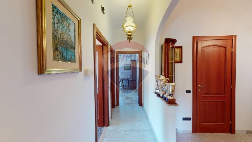 Foto Appartamento in Via Lodi, Genova Molassana di 99 m² con 6 locali