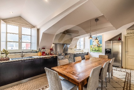 Foto Appartamento in VIA MILITE IGNOTO, Alassio Centro di 203 m² in vendita