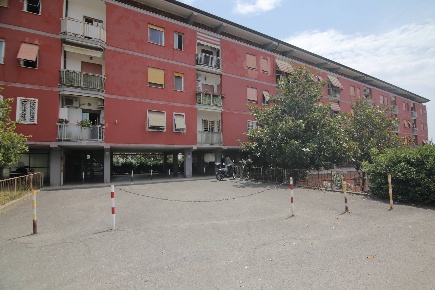 Foto Appartamento in Via Rivisondoli, Roma Tor Cervara di 84 m² in vendita