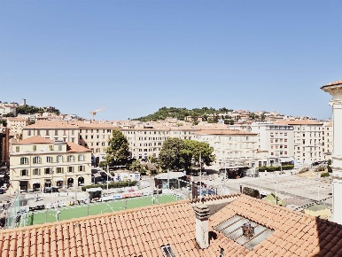 Foto Appartamento a Ancona Cavour di 121 m² con 4 locali in vendita