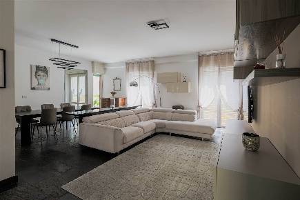 Foto Appartamento in via pacinotti  15, Milano Certosa di 143 m² in vendita