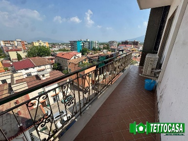 Foto Appartamento a Marigliano Centro di 120 m² con 4 locali in vendita