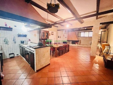 Foto Appartamento in Via Marzabotto, Comiso in vendita