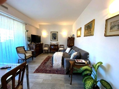 Foto Appartamento a Massa Centro di 77 m² con 3 locali in vendita