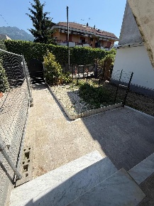 Foto Appartamento a Massa Romagnano di 120 m² con 6 locali in vendita