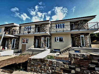 Foto Villa unifamiliare in via Tuscolana, Frascati di 185 m² con 4 locali