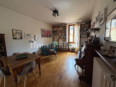 Foto Appartamento a Firenze Campo di Marte di 95 m² con 4 locali in vendita