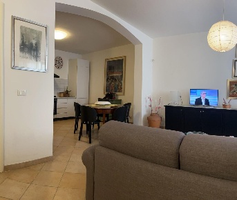 Foto Villa a schiera a Ponsacco Centro di 100 m² con 5 locali in vendita