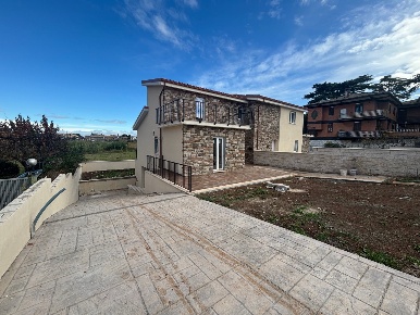 Foto Villa unifamiliare in via del Casale Antonioni, Roma Tor Vergata