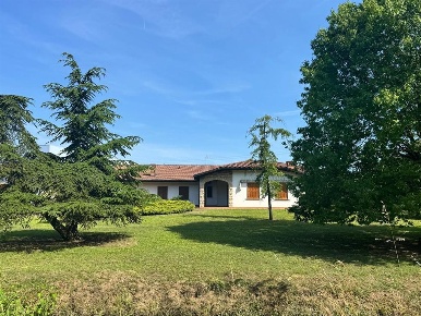 Foto Villa unifamiliare a San Giorgio Bigarello in vendita